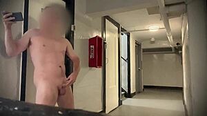 i stroke in public and almost get caught by neighbors