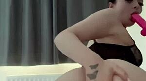 Young British amateur's solo pleasurable experience in high definition