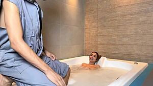 o corno saiu e dei um trato na mulher dele com prazer