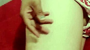 i'm auroraestelar, peeing and masturbating in the shower, oh my big pussy