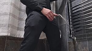 Kinky Masseuse Flashes Feet and Ass While Dirty Talking to Old Client