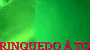 Trying to deflower the skinny latina in the kitchen