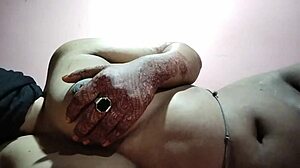 showing natural desi boobs indian porn