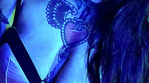 i love this brazilian tattooed woman's big ass