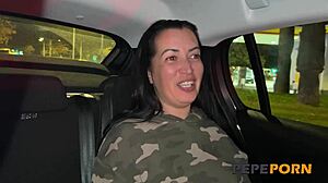 girl with wide hips films scene