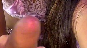 Peguei A Coelhinha Putinha E Apresentei A Minha Cenoura Pra Ela - Completo No Red