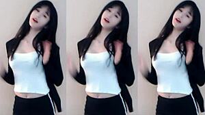 chinese girl strips while dancing fast!