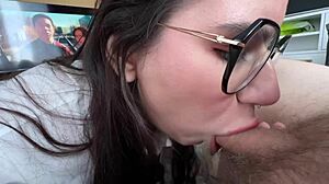 damn, i got hot cum splashed on my face up close