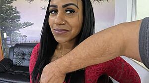 Hey, wanna see what happened behind the scenes with Alicia Victoria?