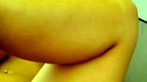 Big ass beauty delights in morning tent