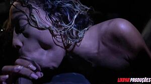 moreninha natural brunette gives her pussy in the car and takes cum from franciele gomes lp produções