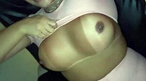 Aquela ajeitadinha gostosa para deixar a calça bem socadinha como eu gosto