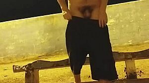 Fui No Campo De Futebol Levar Gozada Na Cara E Quase Fui Pego Gozando