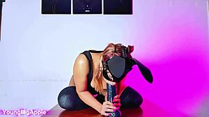 omg, he totally wrecked my pussy with a huge bbc, couldn’t stop moaning!! 😱