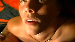 Girlfriend receives facial cumshot after blowjob