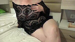 Chubby Milf Shows Holes on Webcam After Doggy Fuck