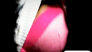 हे देखो ये मोटी जवाँ बड़ी चूचियों वाली को फर्जी ब्रिटिश एजेंट ने फंसाया?