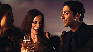 Disclosure performs magnets featuring lorde in emo goth style