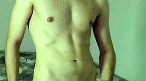 Smartphone Version 9 16 Masturbation And Cum On Webcam With Face 30!