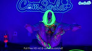 Jewelz Blu Body Paints and Masturbates with Toys!