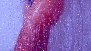 COLLEGE TANNED GORGEOUS GIRL TAKE A SHOWER IN BIKINI