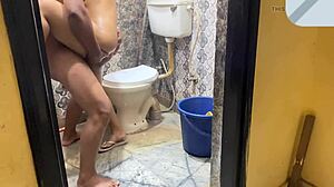 Surprise my bathing neighbor and fuck her hard!