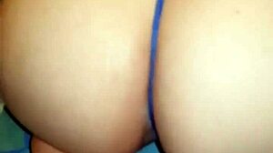 Le ofrezco 100 mil pesos a la vecina y me deja llenarle el co�o de leche. Sexy cute natural tits ass gets cum.