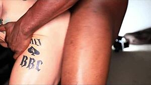 muscle mama gets some big black cock in doggystyle