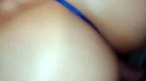 Le ofrezco 100 mil pesos a la vecina y me deja llenarle el co�o de leche. Sexy cute natural tits ass gets cum.