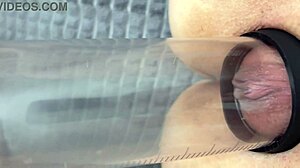 Hey, pump my pussy with that vacuum and finger it deep