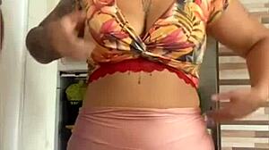 Redhead Wife Flashing Pussy Outdoors