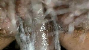 पत्नी की चूत में कई क्रीमी माल भर दिए