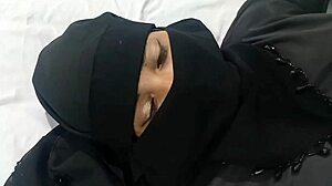 Muslim girl gets down with hindu boyfriend in hardcore session.