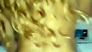 she takes off the condom and asks for all the milk in her pussy