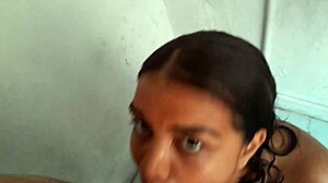 me follo a mi hermanastra en la ducha de mi madrastra milf con muff diving y doggystyle