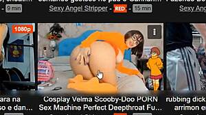 Fun jerk off game with sexy mrs santa twerking and oiled big ass