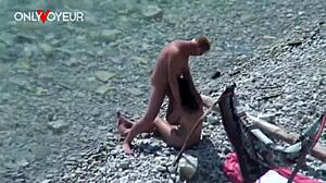 beach voyeur wife gives head and gets fucked public style 😏