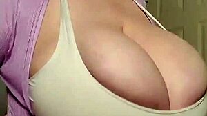 Mature lady with huge boobs and big tits turns me on so much.