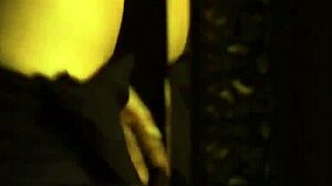 i find this brunette babe super sexy dancing naked