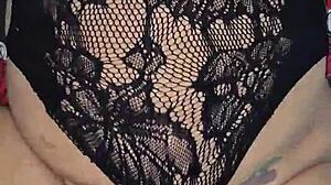 expert in sucking your cock and pumping your milk, i'm your whore