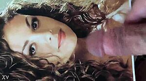 lesbian begs 'give me cum on face'