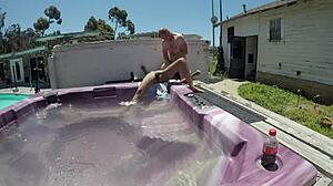 Dayanara Gets Naked in Hot Tub for Steamy Action