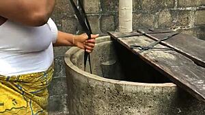 Fat Bbw Spreading Ass For Doggy Fuck