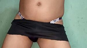 bailando en tanga satinada morada victorias secret teasing with dildo and ripped clothes