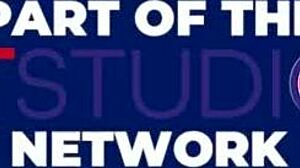 I watch this student flash her ass and fuck herself