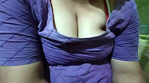 hot indian wife shows juicy pussy