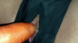 South Memphis Chick Rides Big Dick to Creampie