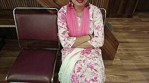 She fucks her boss for promotion