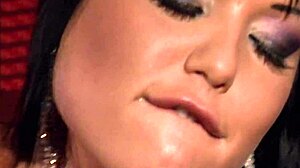 Close Up Soft Soft - Intimate Relationships Very Closely Sc2