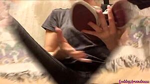 Goddess Amanda's Foot Fetish Instructions Tease